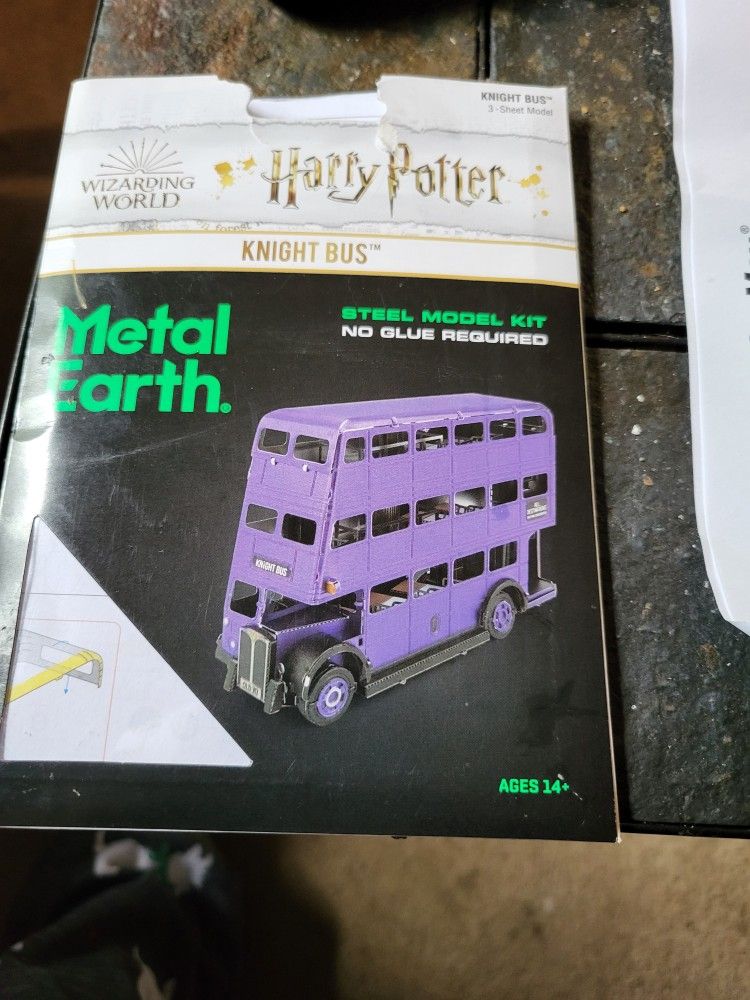 Metal Earth Metal Puzzle Midnight EXPRESS HARRY POTTER