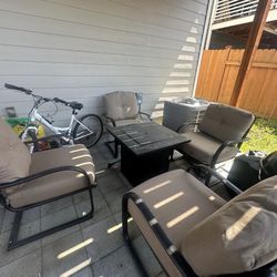 4 Out Door Seats