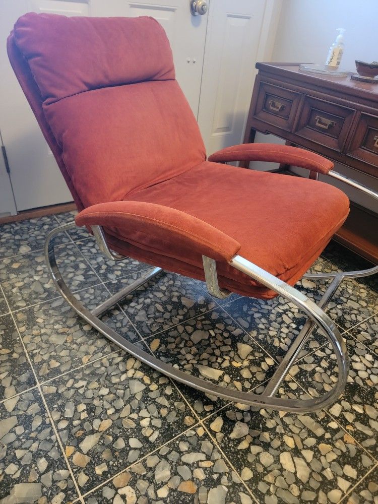 Renato Zevi Vintage Rocking Chair!
