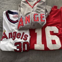MLB/NFL Jerseys 