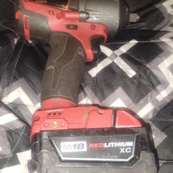 Milwaukee M18 FUEL 1/2-inch Mid-Torque Impact Wrench 