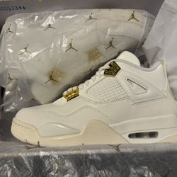 Jordan 4s