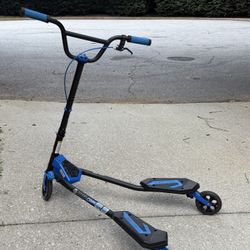 Fliker Carver C-3 Scooter