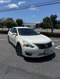 Nissan Altima S