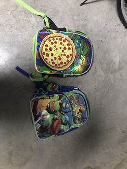 3 Mochilas  (las 3 x $8)