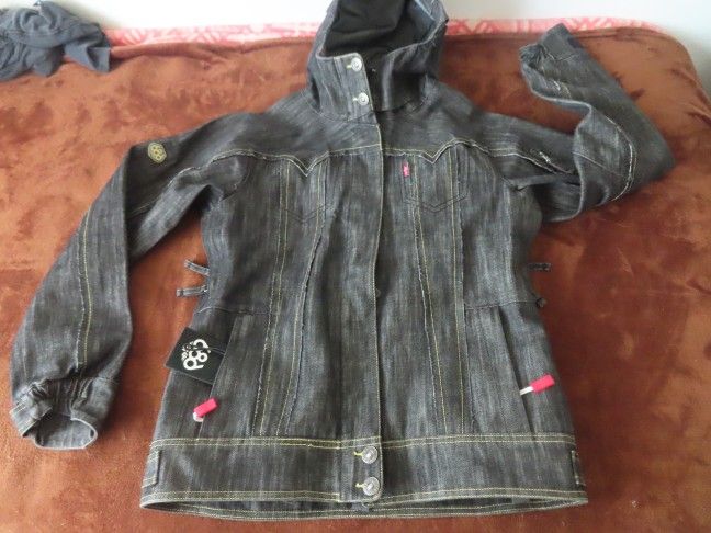 686 Levi's Trucker TRUCKER levis Denim Ski Snowboard Women Jacket Burton S