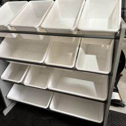 Arts & Crafts Shelving bins / Storage Cubbies