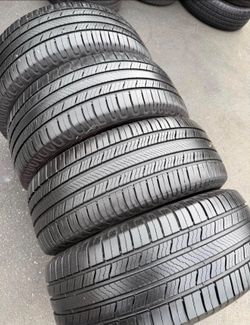 205/55/16 Michelin 📍📍 Vendo un set de llantas con 80% de vida las 4 📍🌟