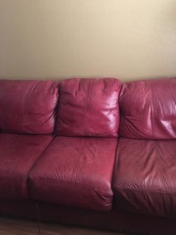 Leather couch I don’t deliver