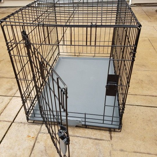 Dog Crate 30"L x 19"W x 21"H