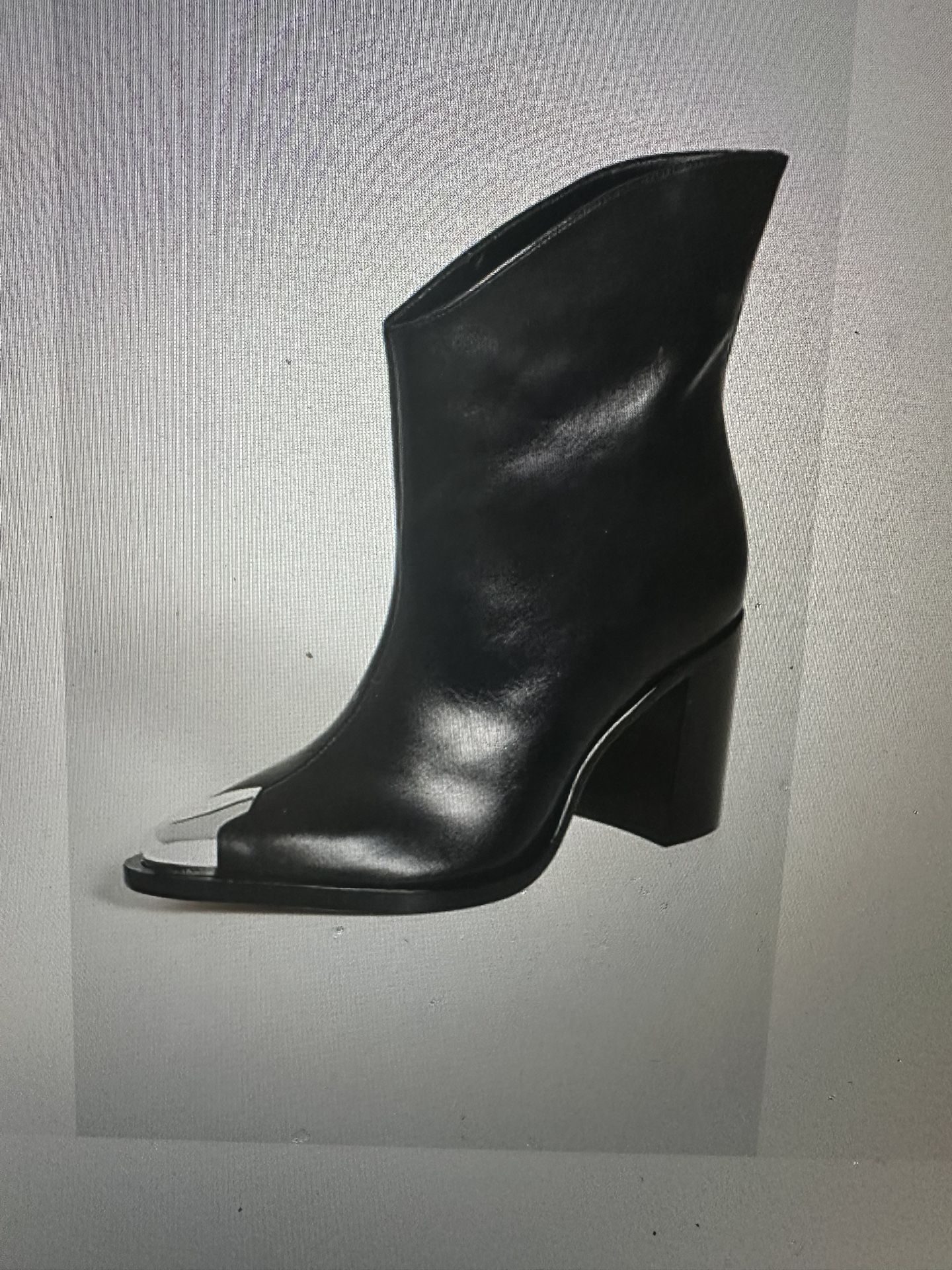 Brand New / Never Worn In Box