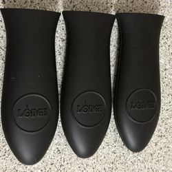 Lodge Silicone Handle Holder Cover