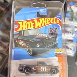 Hot Wheel Super Treasure Hunt 68 Studebaker Champ Truck