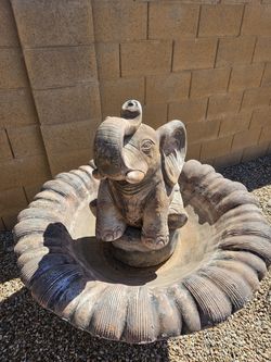 Elephant fountain