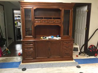 Need gone, Make Offer! Beautiful Solid Wood Lighted Desk