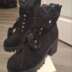 Women's Brown Lace-Up Ankle Boots with Chunky Heel and