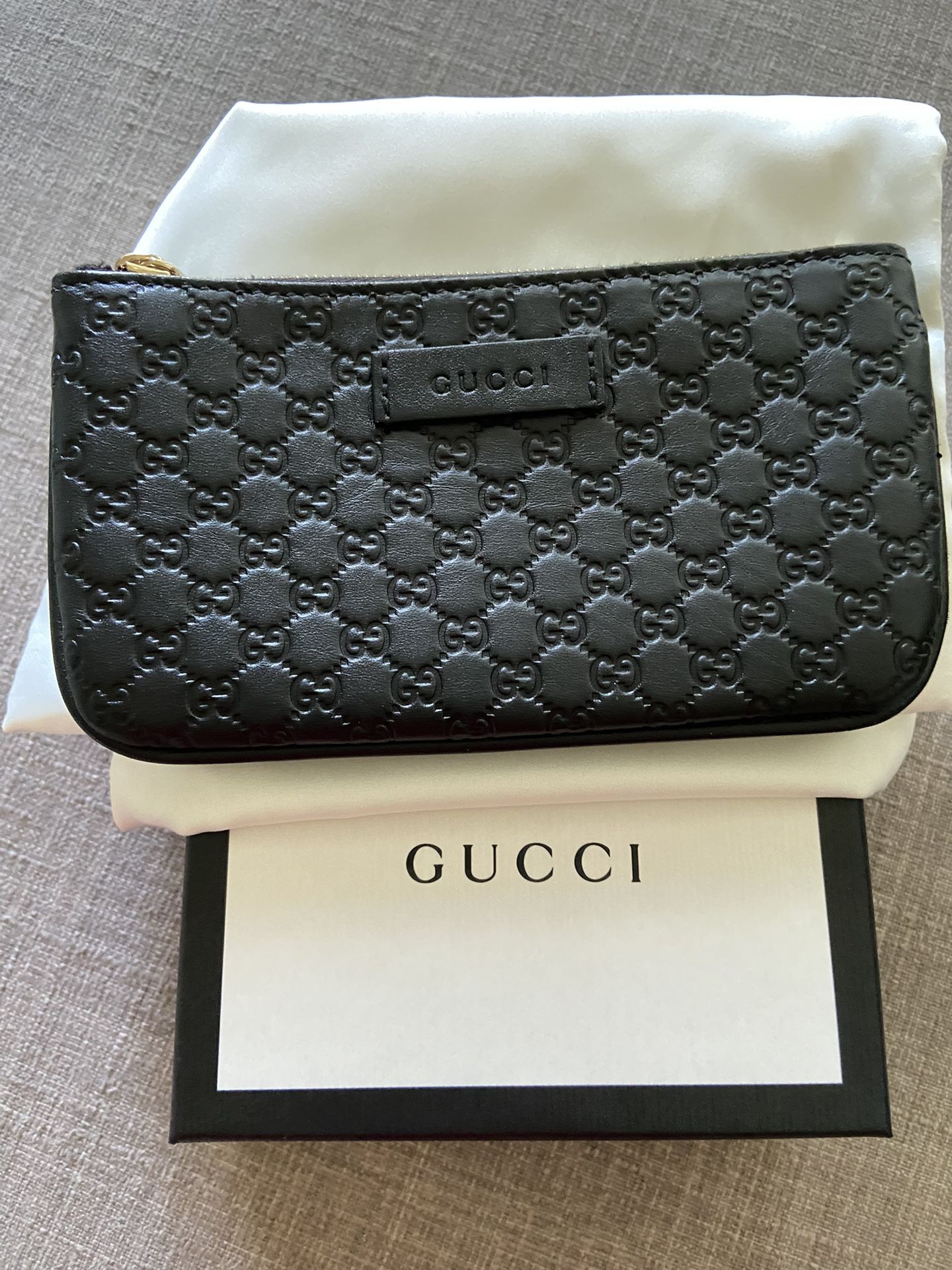 Gucci Zip Card Holder