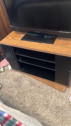 Swivel TV Stand