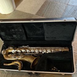 Selmer Bundy Alto Saxophone 