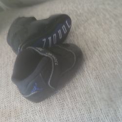 Jordan 11 Retro Size 2C