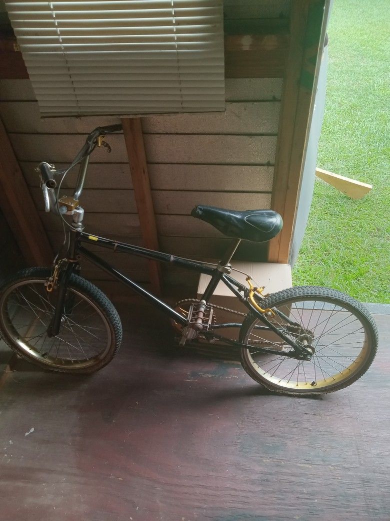 1984 Schwinn Thrasher Bmx Bike