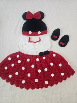 Crochet baby outfits