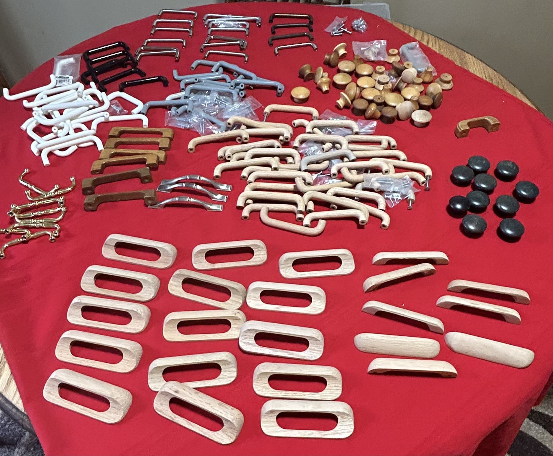 Door/ Drawer Handles and Knobs