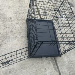 Dog Crate 17x17x24