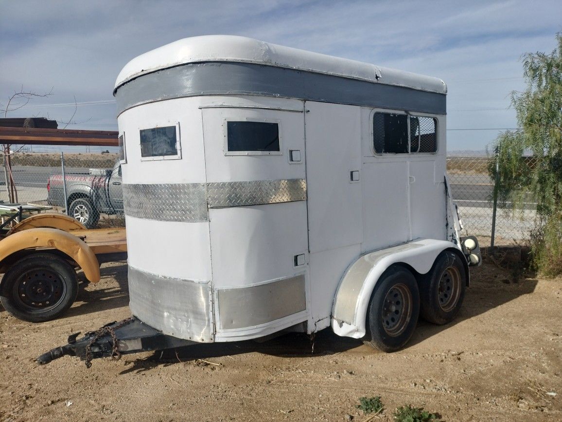 Horse Trailer Rodeo Cavalgata Parade Show And Tell for Sale in