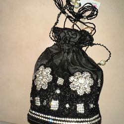 Elegant Hand Beaded Rhinestone Drawstring Evening Bag