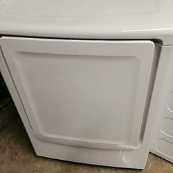 LARGE CAPACITY..SAMSUNG DRYER 