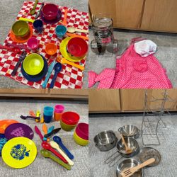 Full Pretend Kitchen Sets