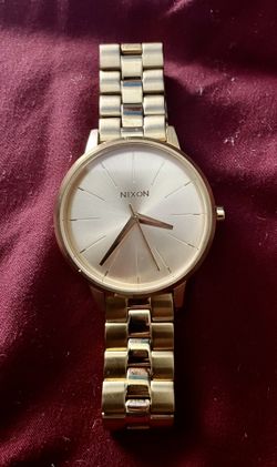 Nixon “The Kensington” Watch