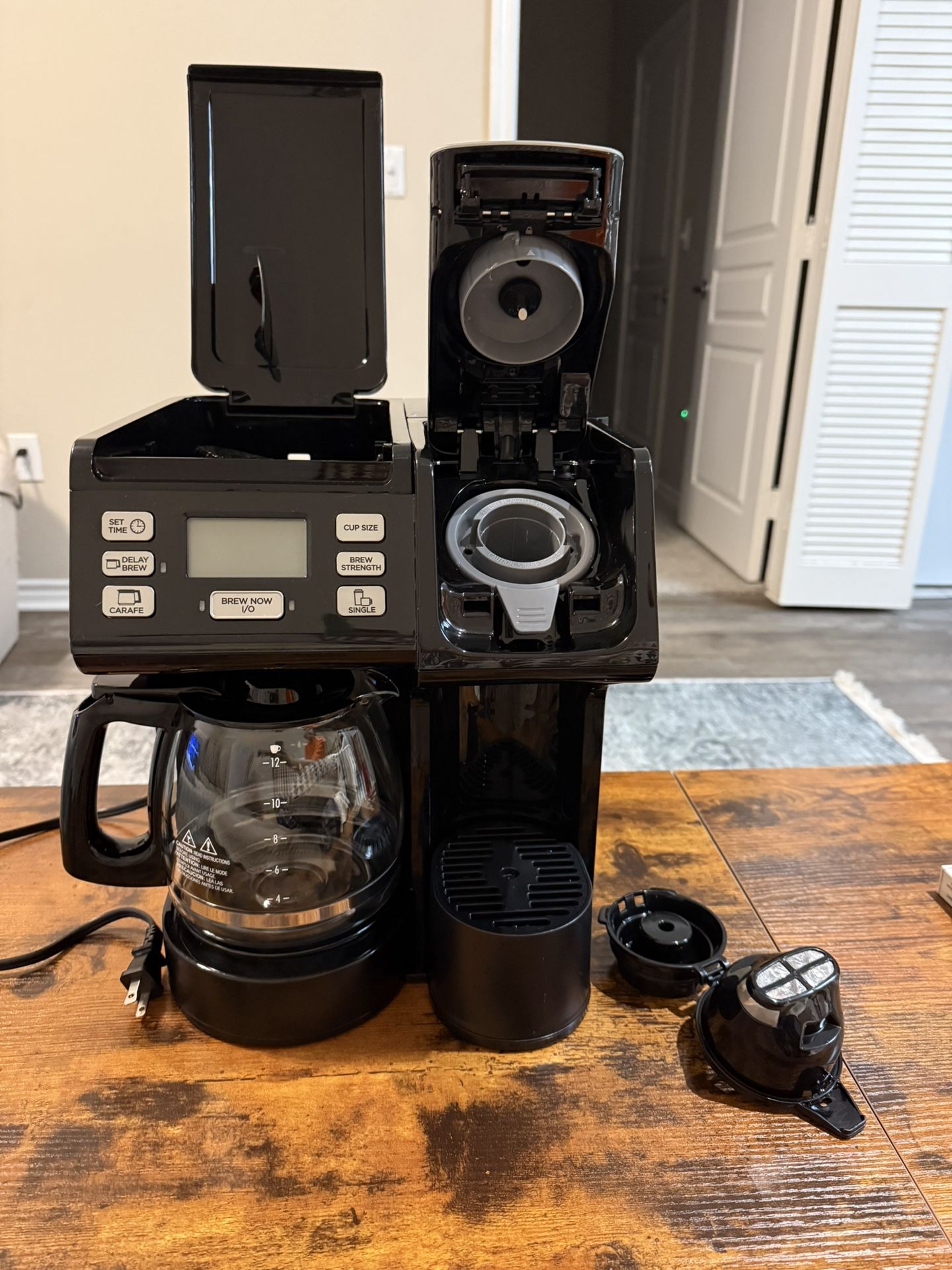 Hamilton Beach FlexBrew Trio Coffee Maker – K-Cup, Ground Coffee & 12-Cup Carafe