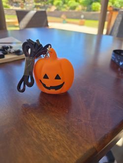 Bath and Bodyworks pumpkin hand sanitizer dispenser