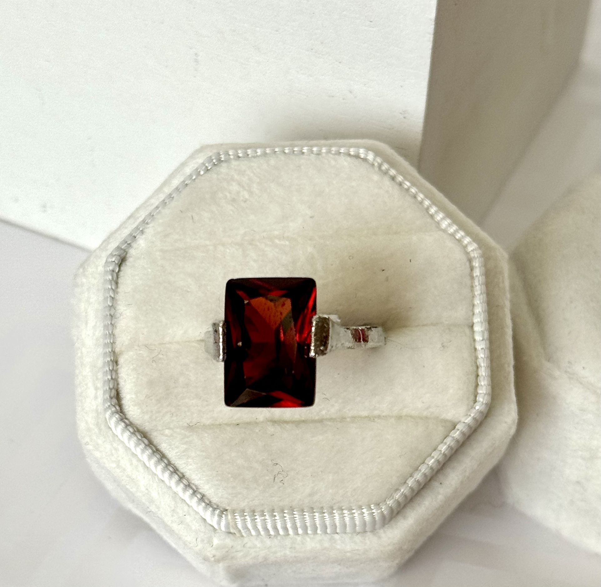 Red Cocktail Ring, Size 7