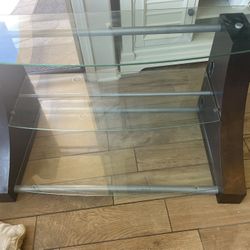 Free Tv Stand Pick Up Today 