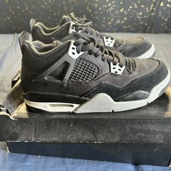 Jordan 4 SE Size 7