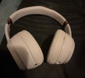 Beats studio four