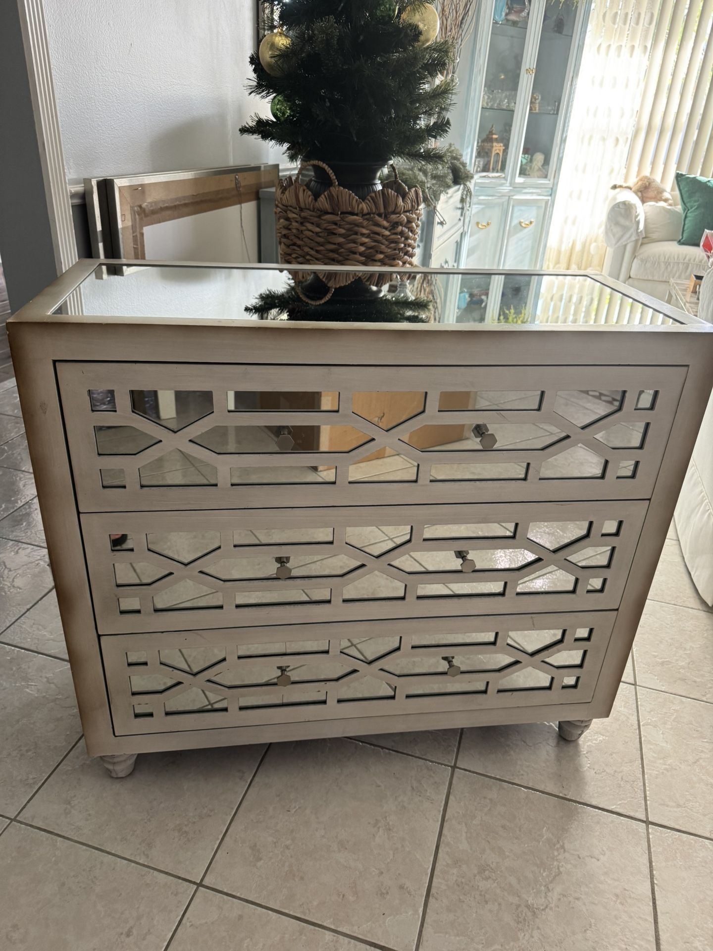 Small Dresser With Mirrors