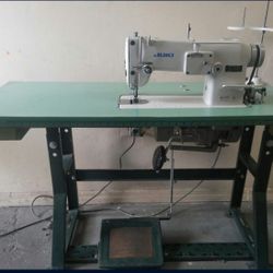 1A Juki Industrial Sewing Machine Model DDL-5530