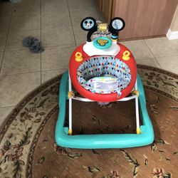 Baby walker Disney