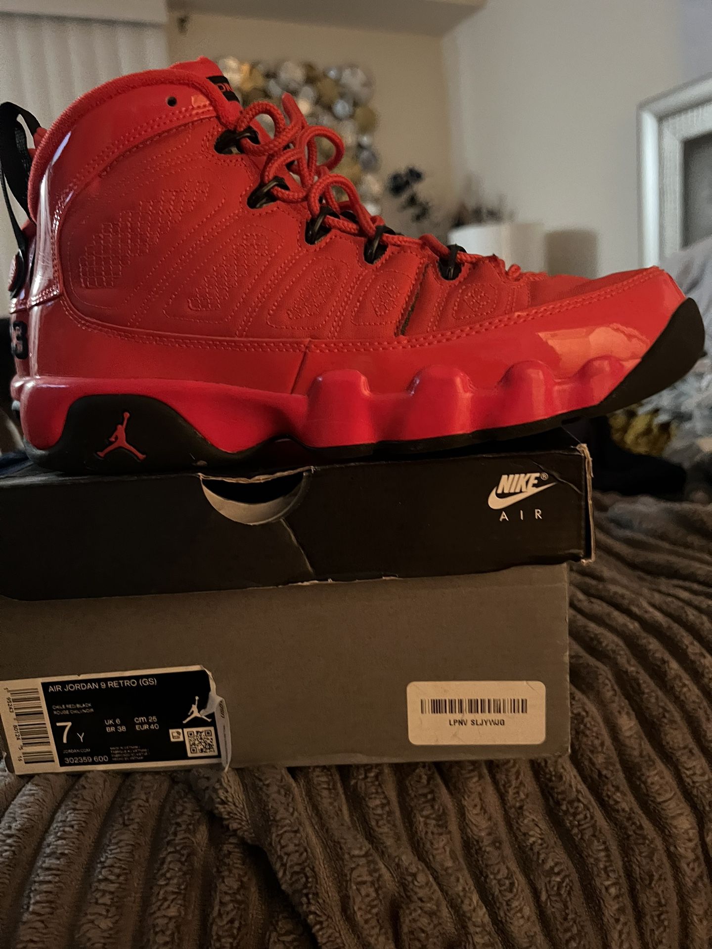 Jordan Retro 9