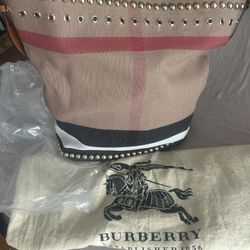 Authentic Buuurrbbeerry Canva Bag