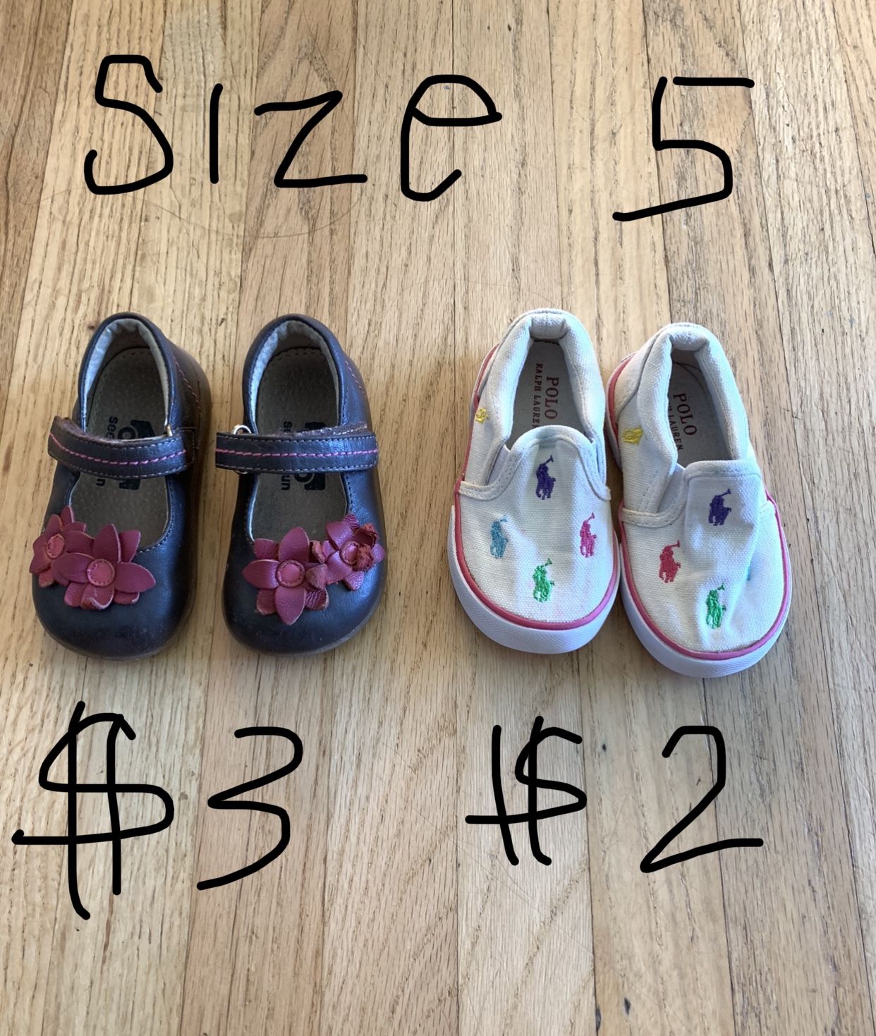 Toddler shoes. Girls and unisex