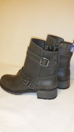 Brand new leather Bass waterproof boots