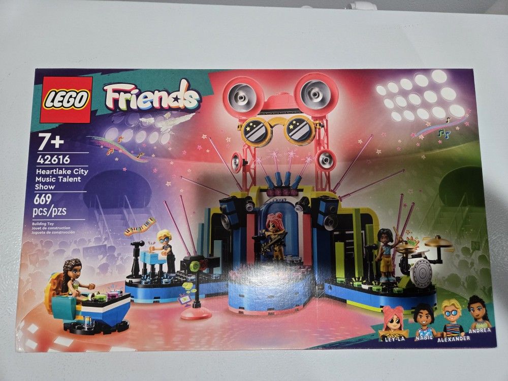 NEW LEGO FRIENDS HEARTLAKE CITY MUSIC TALENT SHOW 42616