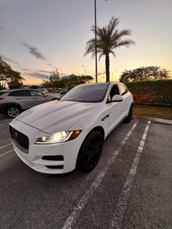 Jaguar f pace 2018 premium