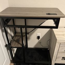 Rustic C-Shaped End Table w/ Charging Station – Adjustable 