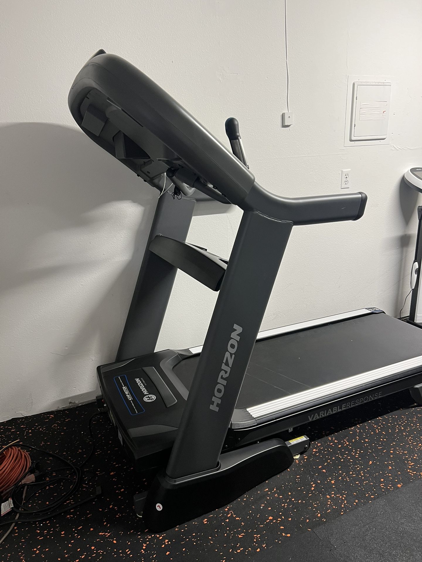 Horizon Fitness Treadmill AT